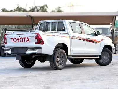 2026 Toyota HILUX — фото 4