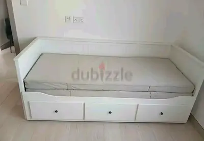 Ikea hemnes daybed with mattress and storage drawers