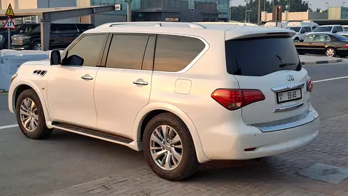 2017 Infiniti QX80 photo 5