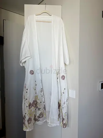 Linen white floral abaya (bisht cut) kimono cardigan - size M/L 56