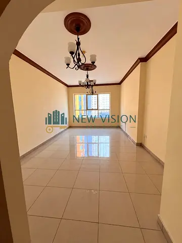 2 BR Apartment with Landmark View, 1400 Sqft