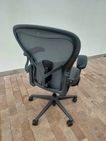 Graphite Remastered Herman Miller Aeron Chair Fully Adjustable Size C