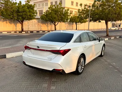 2021 Toyota AVALON — фото 4