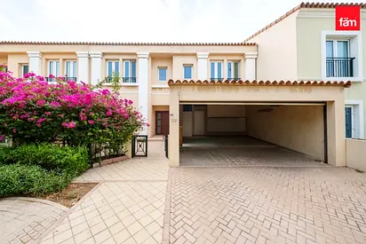Vacant | Close To The Park | Upgraded