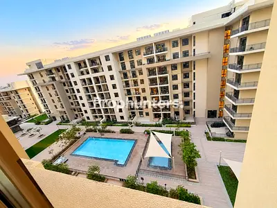Pool View|Spacious and Modern 1 BR at Central Park