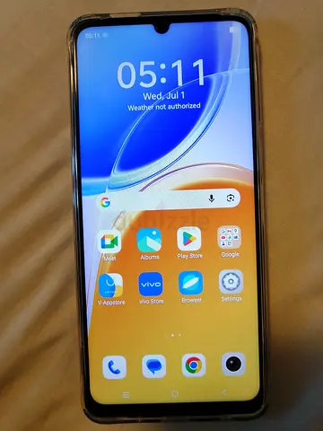 Vivo smartphone excellent condition like new used for 2 weeks urgent sale