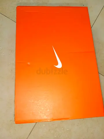 New Nike black & white running shoes - New, size 44.5