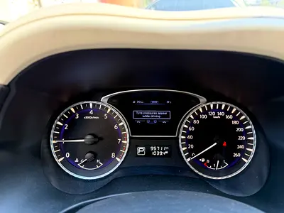 2017 Infiniti QX60 — фото 9