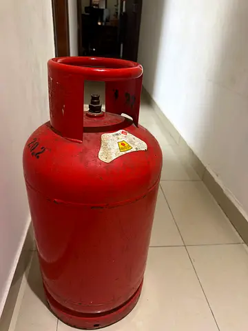 Red LPG Gas Cylinder - Used
