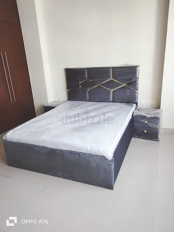 Queen velvet fabric bed with medicated mattress 18 cm thikcs