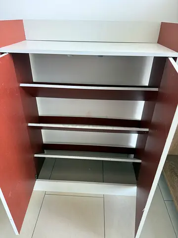 Shoes storage