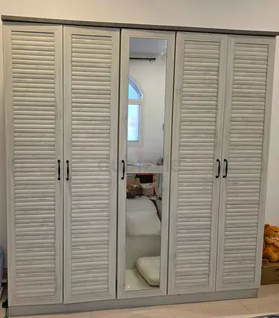 Danube Zenith 5-Door Wardrobe with Drawers & Mirror