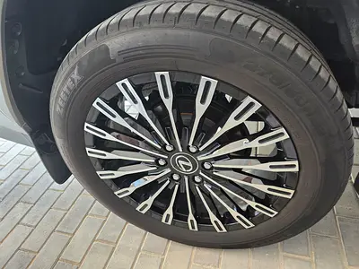 2024 Lexus LX-SERIES — миниатюра 11