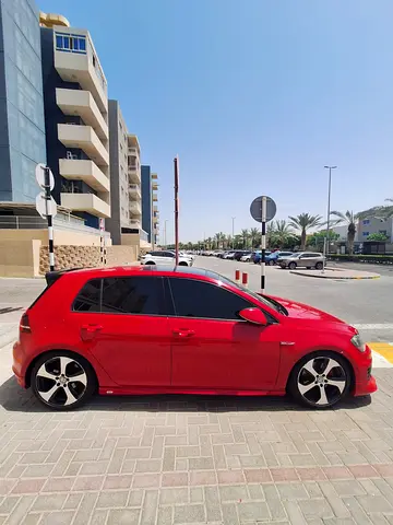 2015 Volkswagen GOLF GTI — фото 2