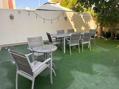 Outdoor 6 to 8 Seater Extendable Dining Set + Matching Side Table (Grey Aluminium)