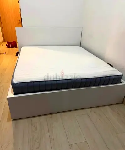 Ikea king size bed with mattress and storage drawers