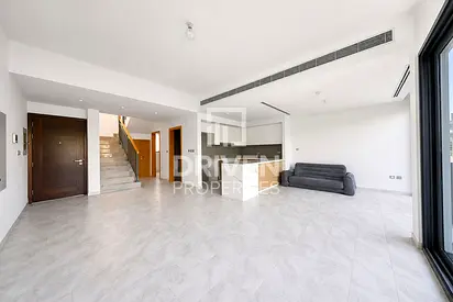 Near to Amenities | Maids Room | Vacant | Like New