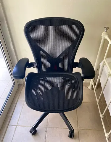 Brand Herman Miller Aeron Classic Chair PostureFit Fully Loaded Size B Black