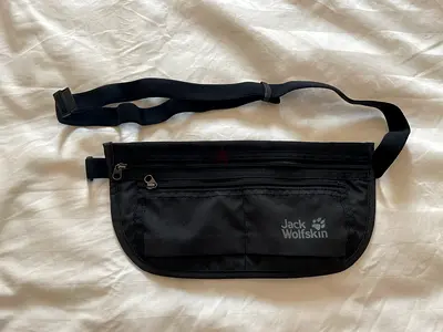Jack Wolfskin black travel money belt / hidden waist pouch