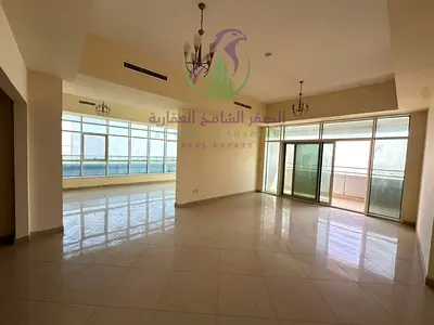 بنتهاوس بالمجاز 1، 4500 قدم، 4 غرف ماستر، 3 صالات، 7 حمامات، غرفة خادمة ماستر، إطلالات بحرية، 2 باركن مجاني.