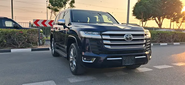 LANDCRUISER VXR 2023 V6 4.0L GCC SERVICECONTRAT 80KM+WARRANTY FUTTAIM -FULL OPTION -ORGINAL PAINT100
