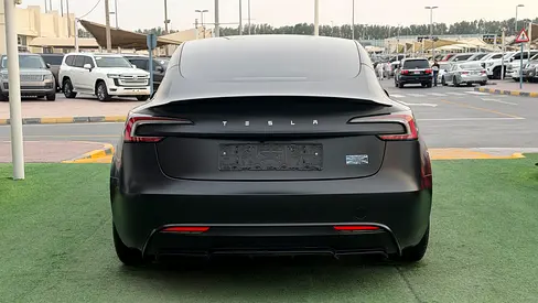 2025 Tesla MODEL 3 — фото 3