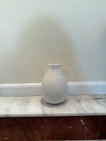 Simple white ceramic vase - minimal decorative piece