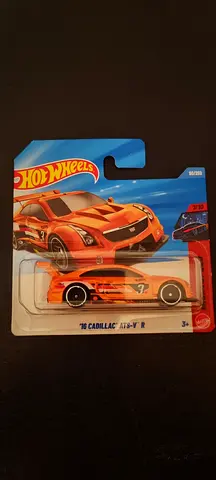 Hot Wheels 2016 cadillac ATS-V R (orange)