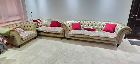 Beige Chesterfield 3-Seater and 1-Seater Sofa Set with Cushions