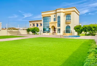 Spacious prime villa featuring a large front yard