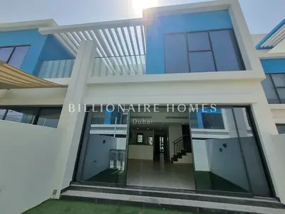 SINGLE ROW | POOL BACKING | GENUINE | Close to Entrance