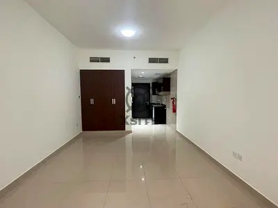 Unfurnished Studio | Ready to Move | Vacant
