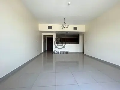 Spacious 2 BR | Move in Ready | Prime Location
