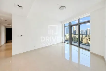 Brand New | Burj Khalifa View | Spacious Layout