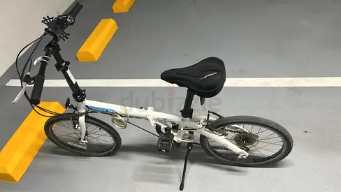 Dahon - Vybe D7 - White folding city bike - lightweight, good condition
