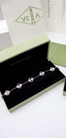 Van Cleef Arpels bracelet