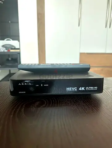 ARRIS HEVC 4K Ultra HD Cable TV Set-Top Box with Remote
