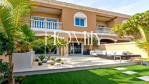 UNFURNISHED 3 BHK | PARK VIEW | FULLY RENOVATED