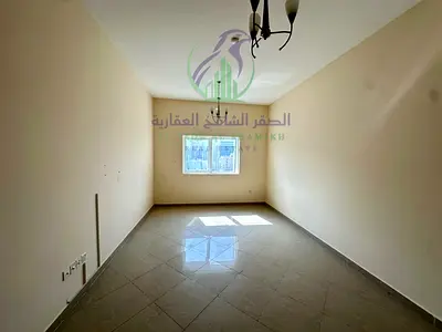 غرفة وصالة ماستر في المجاز 1 بإطلالة مفتوحة وتكييف مجاني مع حمامين ومطبخ واسع وموقع قريب من الخدمات