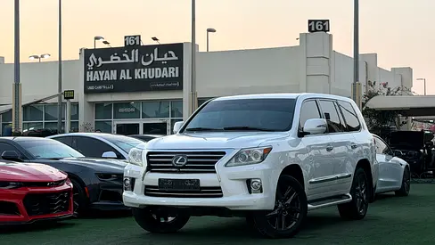 2013 Lexus LX 570 Signature GCC Specs