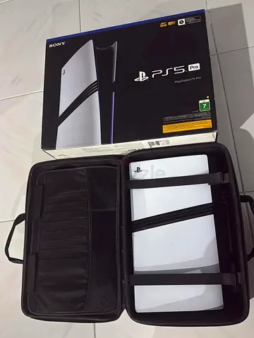 Ps5 Pro 2TB with 2 controllers + carry bag