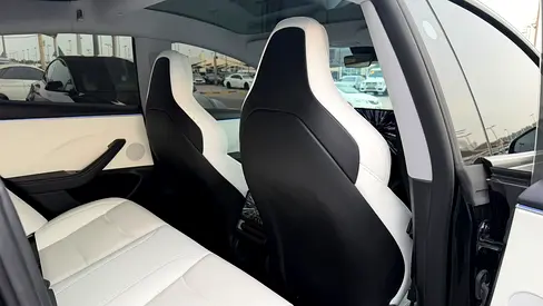 2025 Tesla MODEL 3 — миниатюра 14