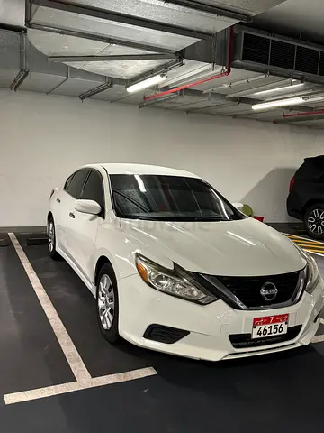 For Sale: 2016 Nissan Altima SV – American Specs Additional screen (worth AED 2,000)