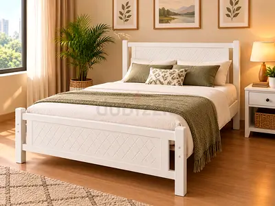 Solid Wood White queen Bed Frame with mattress
