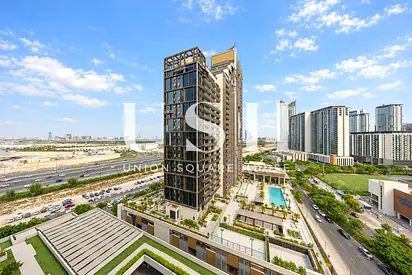 Elegant 1BR | Modern Design | Prime Location