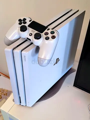 PS4 Pro 1TB White - Very Good Condition, NO silly offers please.