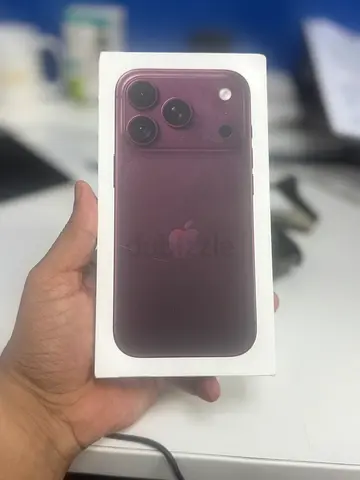 Apple 18 Pro 256 GB Burgundy