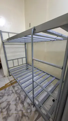 Metal Bunk Bed with mattres