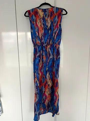 Midi wrap dress abstract print