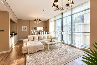 Large Living | Corner Layout | Vacant Soon